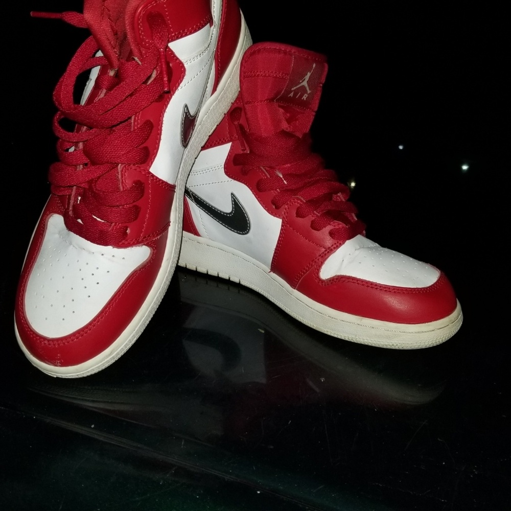 Hi top Nikes